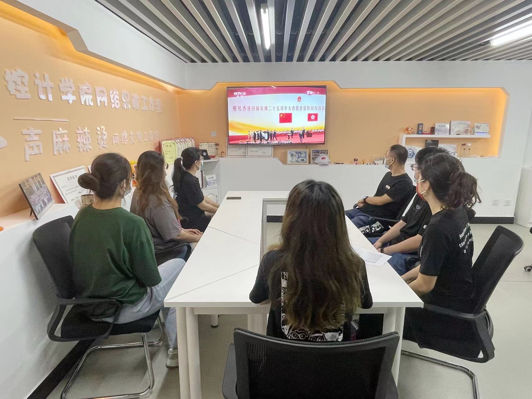 f46086ba4be5475f8b4c209281fa246a.jpg f46086ba4be5475f8b4c209281fa246a.jpg